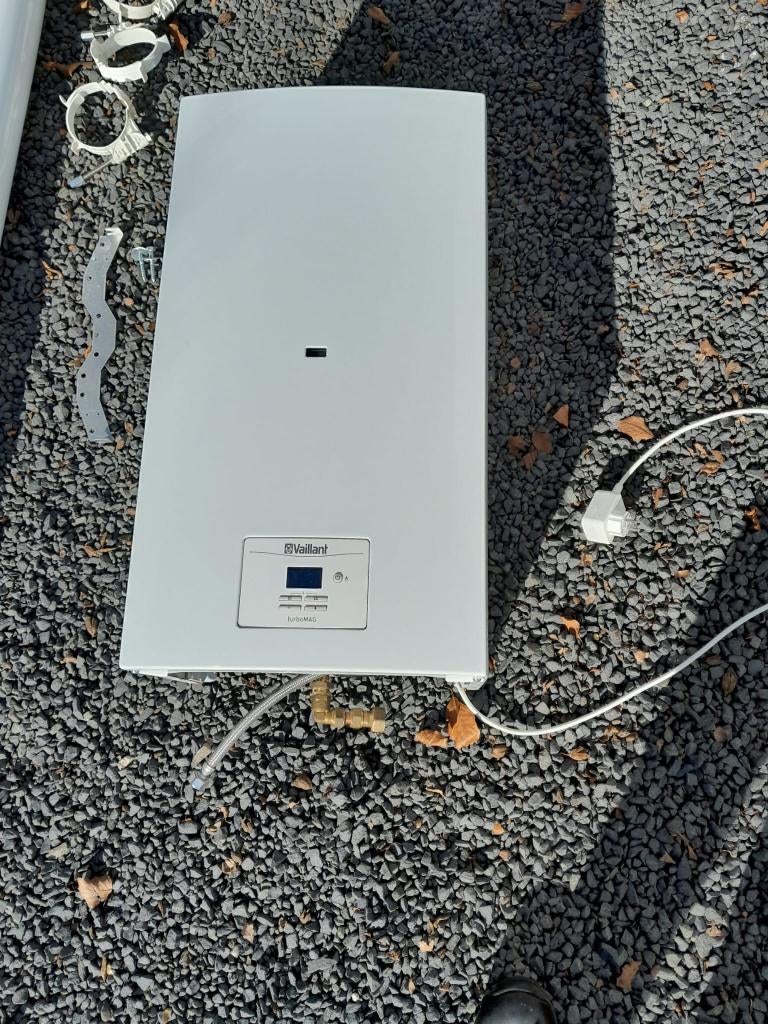 Vaillant geiser turboMAG 175/1 T(K-Nl) aardgas, Doe-het-zelf en Verbouw, Geisers en Boilers, Ophalen, Gebruikt, Aardgas, Geiser