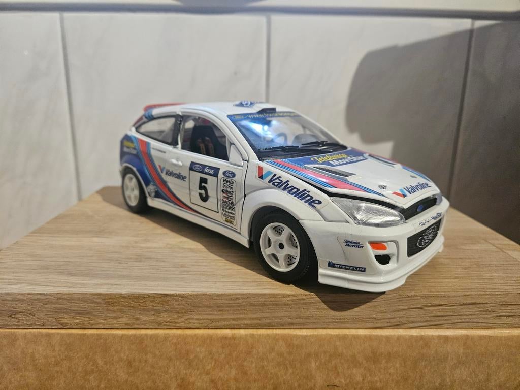 Burago Ford Focus Rally, Hobby en Vrije tijd, Modelauto's | 1:18, Ophalen of Verzenden, Zo goed als nieuw, Bburago