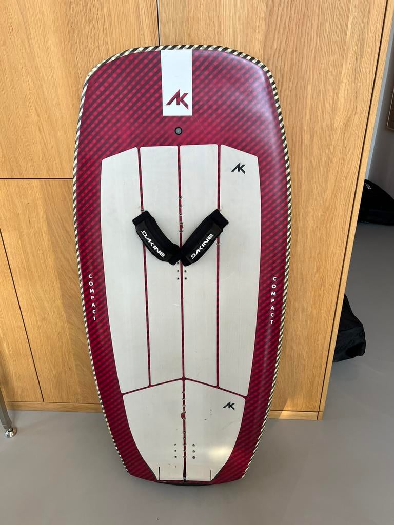 Wingfoil board AK Compact 4’8” 76l, Ophalen, Gebruikt, Wingsurf-board