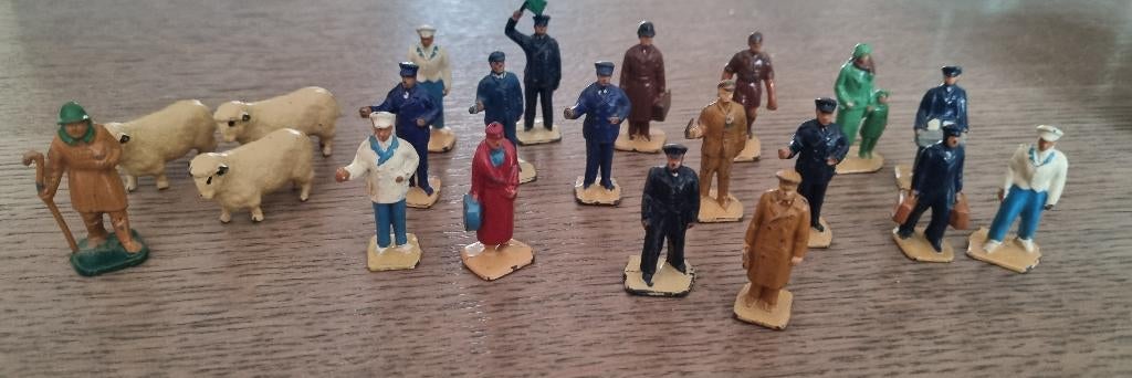 21x witmetalen vintage figuurtjes Dinky Toys/ Meccano, Gebruikt, Gelijkstroom of Wisselstroom, Overige typen, Ophalen of Verzenden