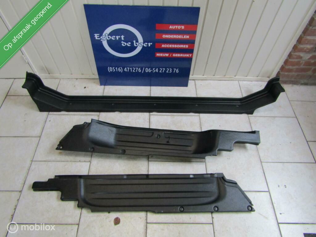 Instap bakken en afwerklijst dubbele cabine trafic talento, Auto-onderdelen, Interieur en Bekleding, Renault, Gebruikt, Ophalen of Verzenden