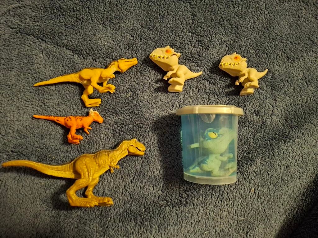 Jurassic world, Ophalen of Verzenden