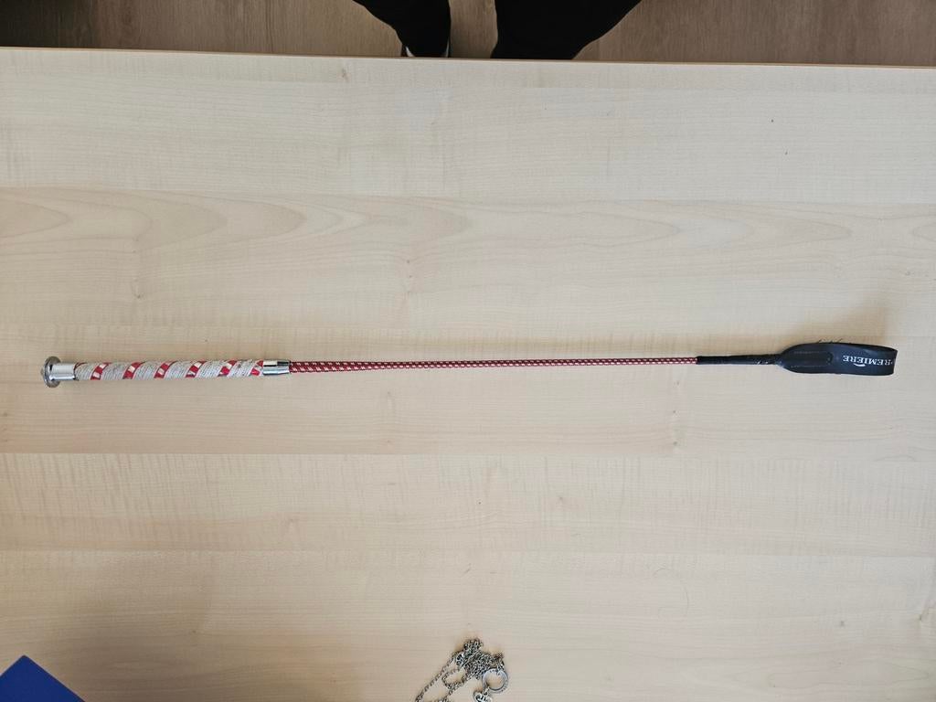 Zweep ( paardrijden), Ophalen of Verzenden, Zo goed als nieuw, Dressuur