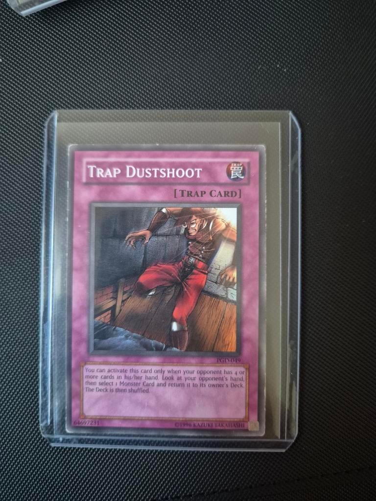 Yu-Gi-Oh! Trap Dustshoot - PGD-049, Hobby en Vrije tijd, Verzamelkaartspellen | Yu-gi-Oh!, Ophalen of Verzenden, Zo goed als nieuw