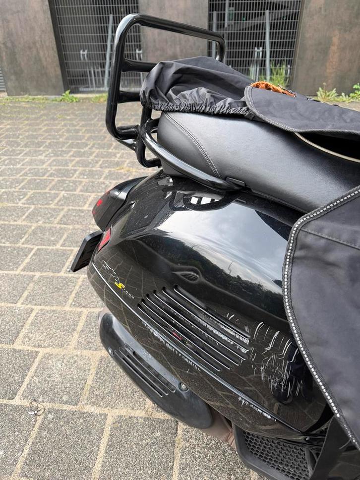 Vespa GTS 125cc A1, Fietsen en Brommers, Scooters | Vespa, Gebruikt, Overige modellen, Ophalen of Verzenden