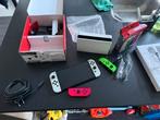 Nintendo Switch OLED met accessoires en game, Spelcomputers en Games, Gebruikt, Ophalen of Verzenden, Eén computer, 3 spelers of meer