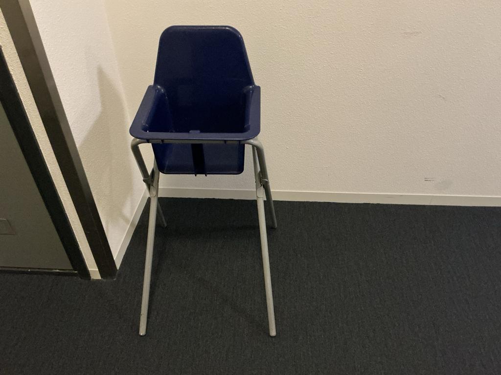 Blauwe kinderstoel - Handig voor oppas opa en oma, Ophalen, Gebruikt, Overige typen