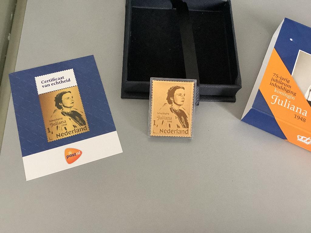 Gouden postzegel Inhuldiging koningin Juliana 1948, Postzegels en Munten, Postzegels | Nederland, Postfris, Ophalen of Verzenden