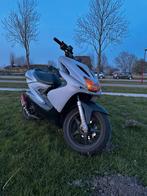 Yamaha aerox, Fietsen en Brommers, Ophalen, Zo goed als nieuw, Tweetakt, Aerox