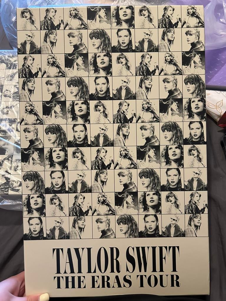 Taylor Swift The Eras Tour VIP Package, Verzamelen, Muziek, Artiesten en Beroemdheden, Ophalen of Verzenden, Zo goed als nieuw