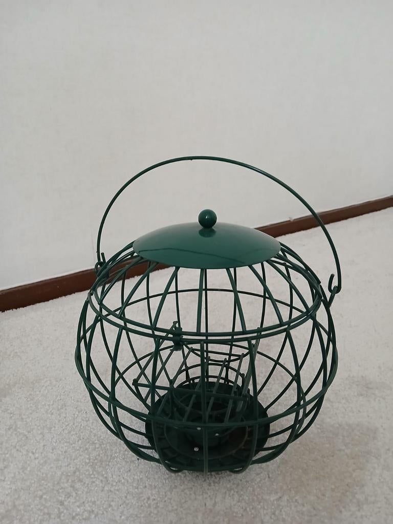 Kooi vogelvoer,  pindakaas, Ophalen, Zo goed als nieuw