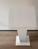 Witte houten katheder te HUUR, Ophalen, Zo goed als nieuw, Rechthoekig