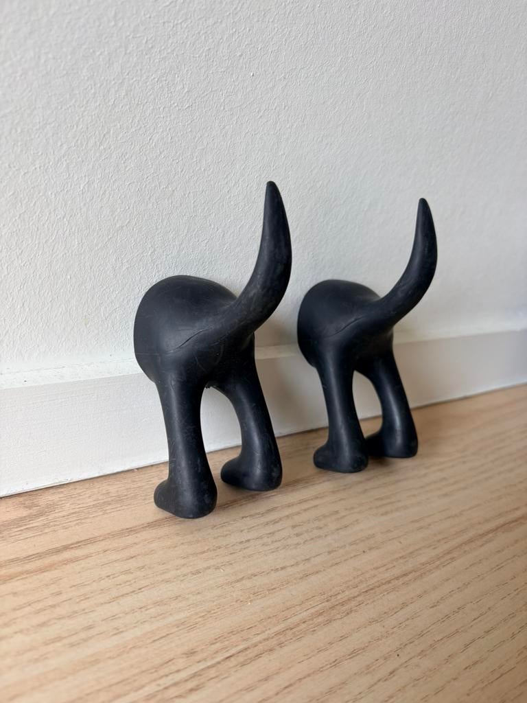 Twee Ikea jas haken, honden staart, zwart, Overige materialen, Wandhaken, Ophalen of Verzenden, Zo goed als nieuw