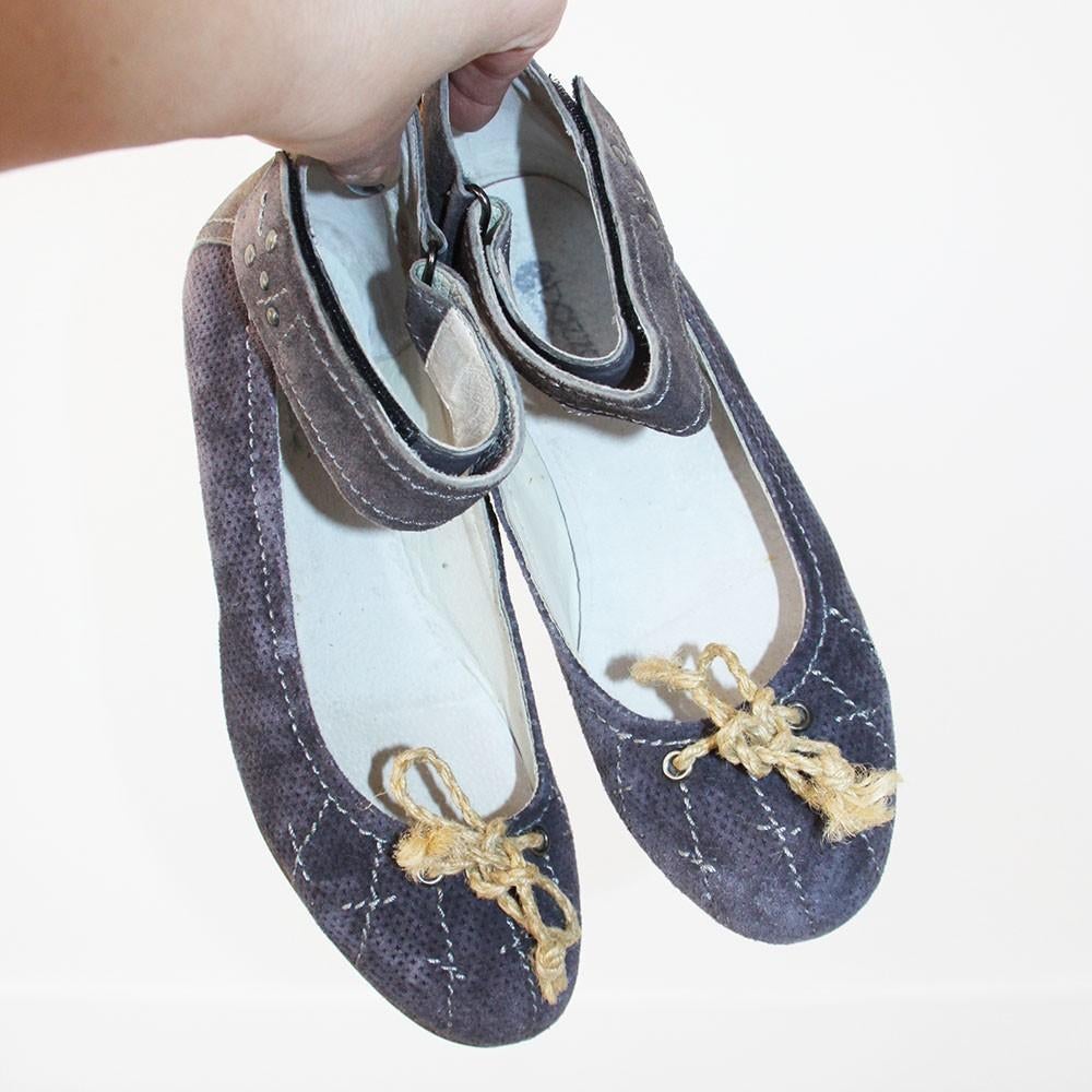 Mooie Suede Bazza Sandalen -s13 (Maat 39G) € 45,-