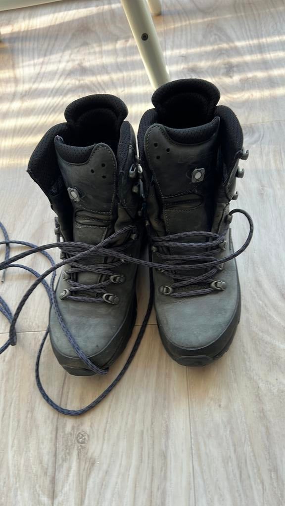 Lowa lady GTX bergschoenen maat 39, Ophalen, Zo goed als nieuw, Schoenen