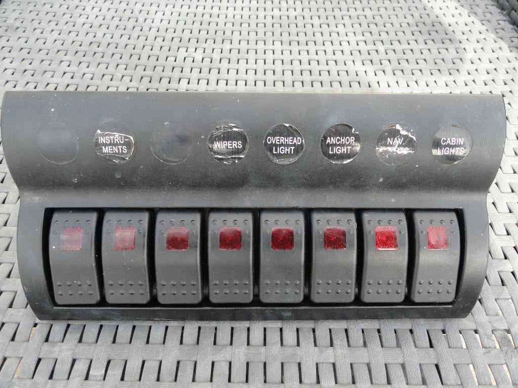 Schakelpaneel 8 switches, Ophalen of Verzenden, Zo goed als nieuw, Elektra en Verlichting, Zeilboot of Motorboot