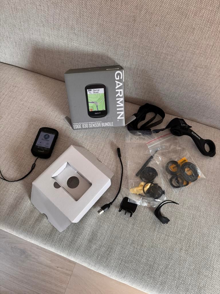 Mooie garmin 830 edge bundel, Ophalen of Verzenden, Zo goed als nieuw