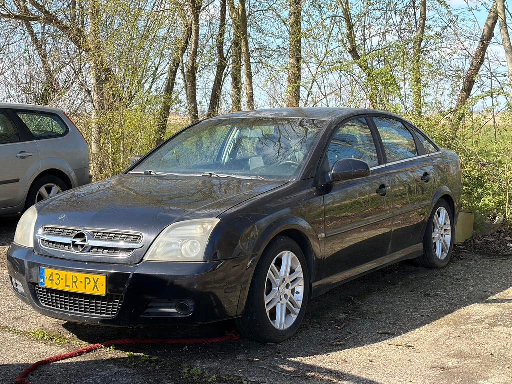 Opel Vectra 1.8 16V HB 2003 Zwart, Auto's, Voorwielaandrijving, 4 cilinders, 1290 kg, 1796 cc