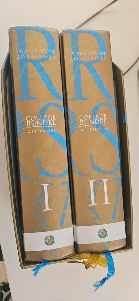 Collegebundel Privaatrecht & Publiekrecht 2025-2026, Boeken, Studieboeken en Cursussen, Zo goed als nieuw, WO, Gamma, Ophalen of Verzenden