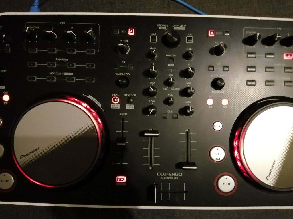 Pioneer DDJ EGO DJ Controller - ZGN, Muziek en Instrumenten, Dj-sets en Draaitafels, Ophalen of Verzenden, Zo goed als nieuw, Dj-set