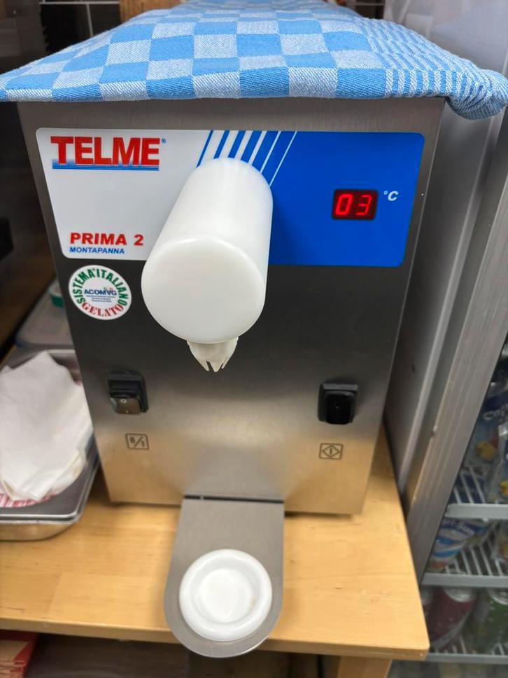 Slagroommachine / 2 liter, Witgoed en Apparatuur, IJsmachines, Gebruikt, Zelfvriezend, Ophalen