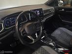 Volkswagen T-Roc 1.5 TSI 3x R-line Panorama/Beats/Keyless/Bl, 1258 kg, 1498 cc, 4 cilinders, 150 pk