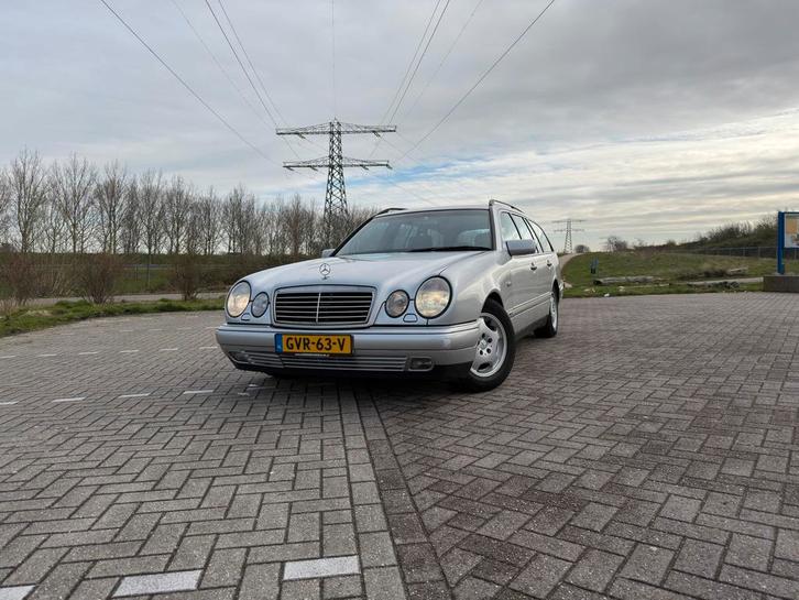 Mercedes-Benz Mercedes 1999 Grijs, Auto's, Mercedes-Benz, Particulier, C-Klasse, Airbags, Airconditioning, Centrale vergrendeling