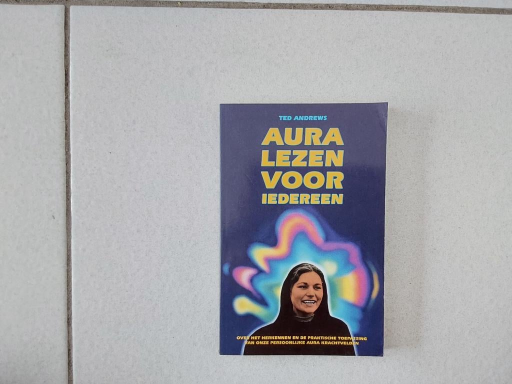 Aura Lezen Voor Iedereen - Ted Andrews, Boeken, Ophalen of Verzenden