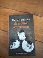 De nieuwe achternaam - Elena Ferrante (De Napolitaanse roman, Boeken, Ophalen of Verzenden, Gelezen, Europa overig