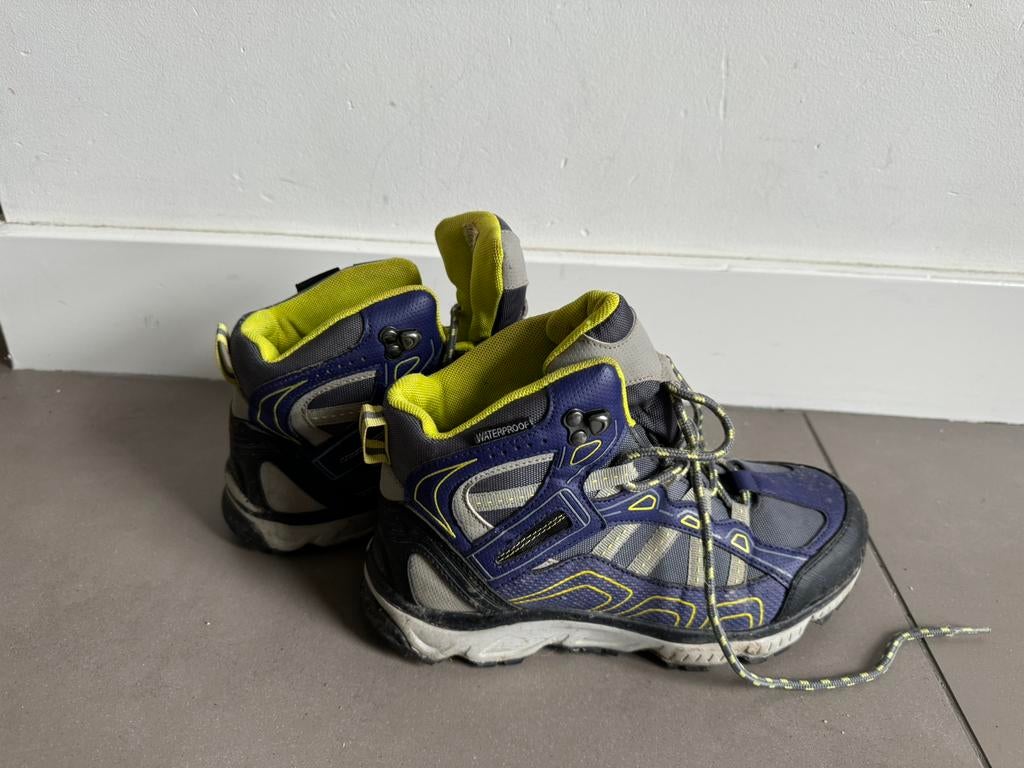 Wandelschoenen hoog mt 37, Sport en Fitness, Bergsport en Wandelen, Ophalen of Verzenden, Gebruikt, Schoenen