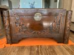 Chinees handgesneden houten dekenkist met messing sluitwerk, Huis en Inrichting, Woonaccessoires | Kisten, Ophalen, Gebruikt, 100 tot 150 cm