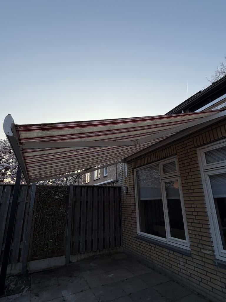 Te koop zonnescherm, Ophalen, Gebruikt, 150 tot 300 cm, 250 cm tot 450 cm