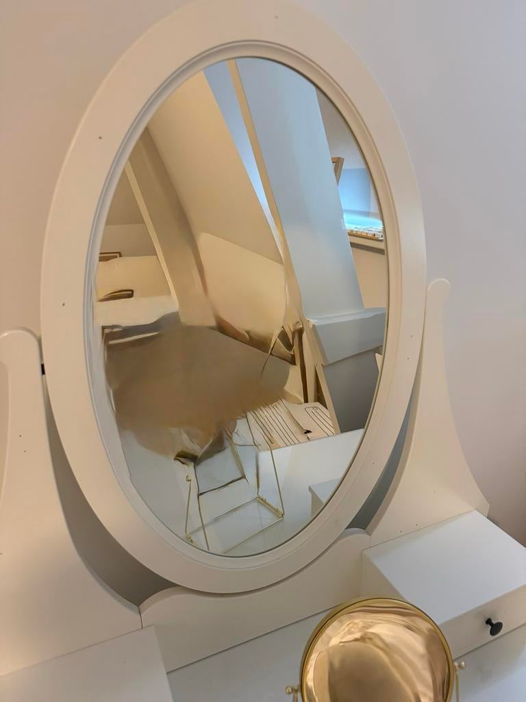 IKEA HEMNES Toilettafel met spiegel en kruk, Ophalen, 100 tot 150 cm, 50 tot 100 cm, Zo goed als nieuw