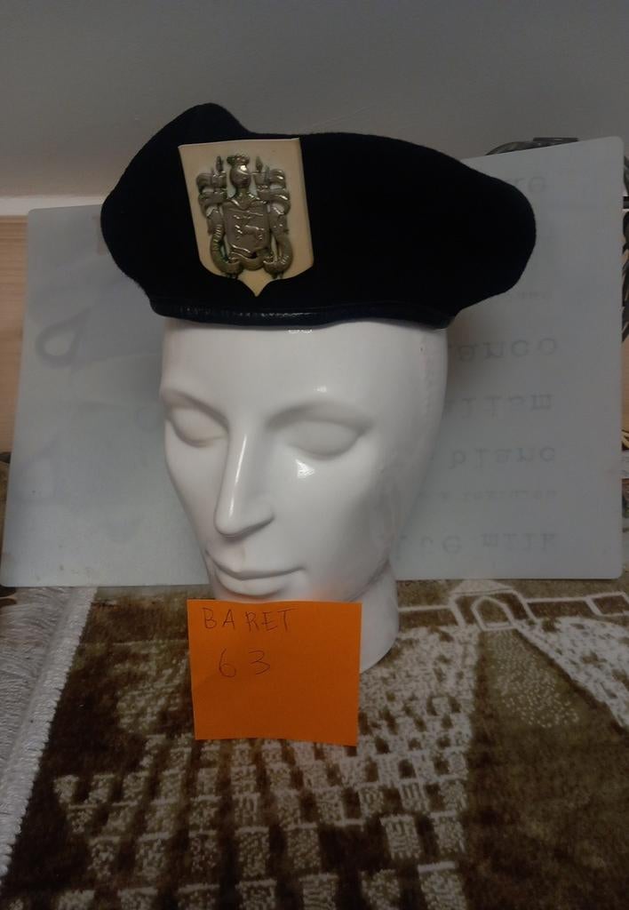 baretten belgisch leger  (zoekertje NR3), Ophalen of Verzenden, Landmacht, Nederland, Helm of Baret