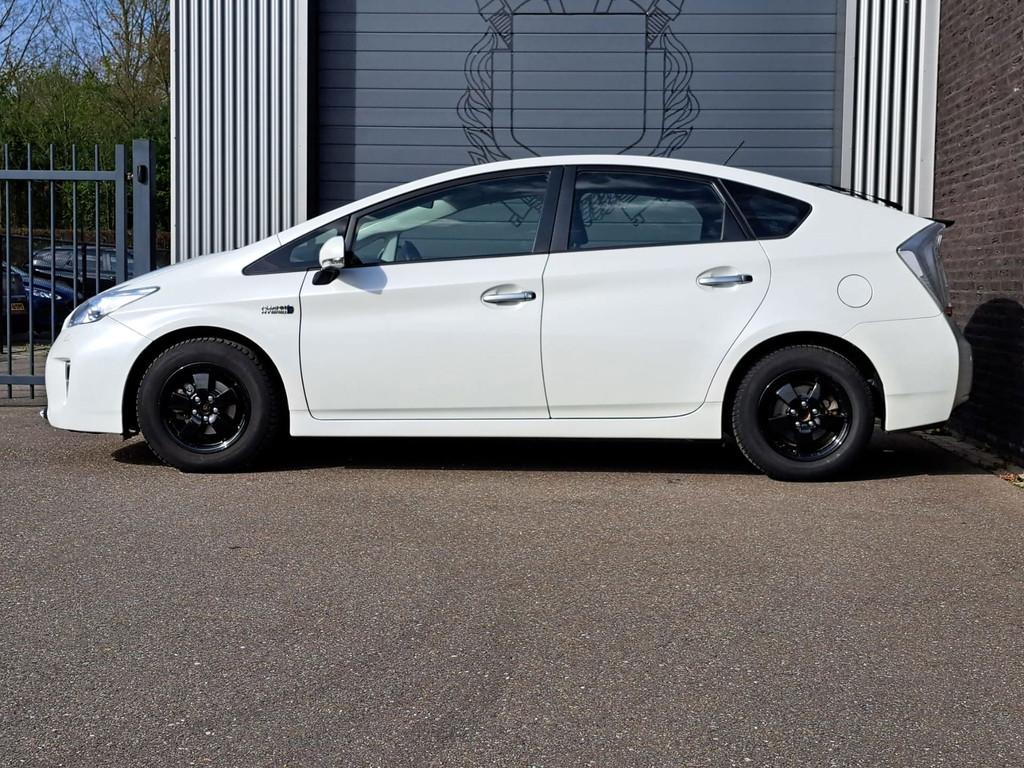 Toyota Prius 1.8 Plug-in Aspiration Ecc|Camera|Headup, Auto's, Toyota, Euro 5, Gebruikt, Leder en Stof, Wit