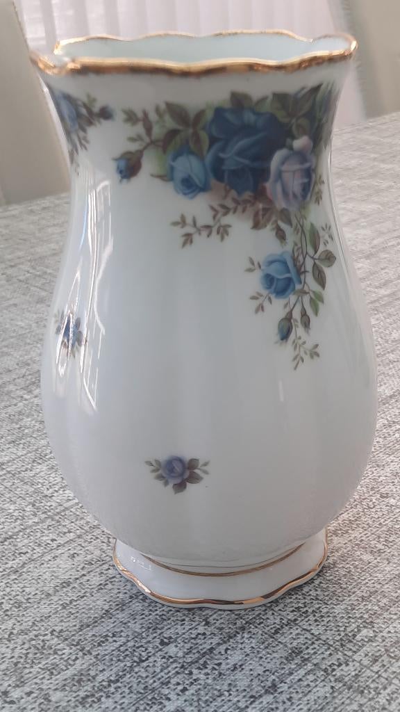 Royal albert, Ophalen