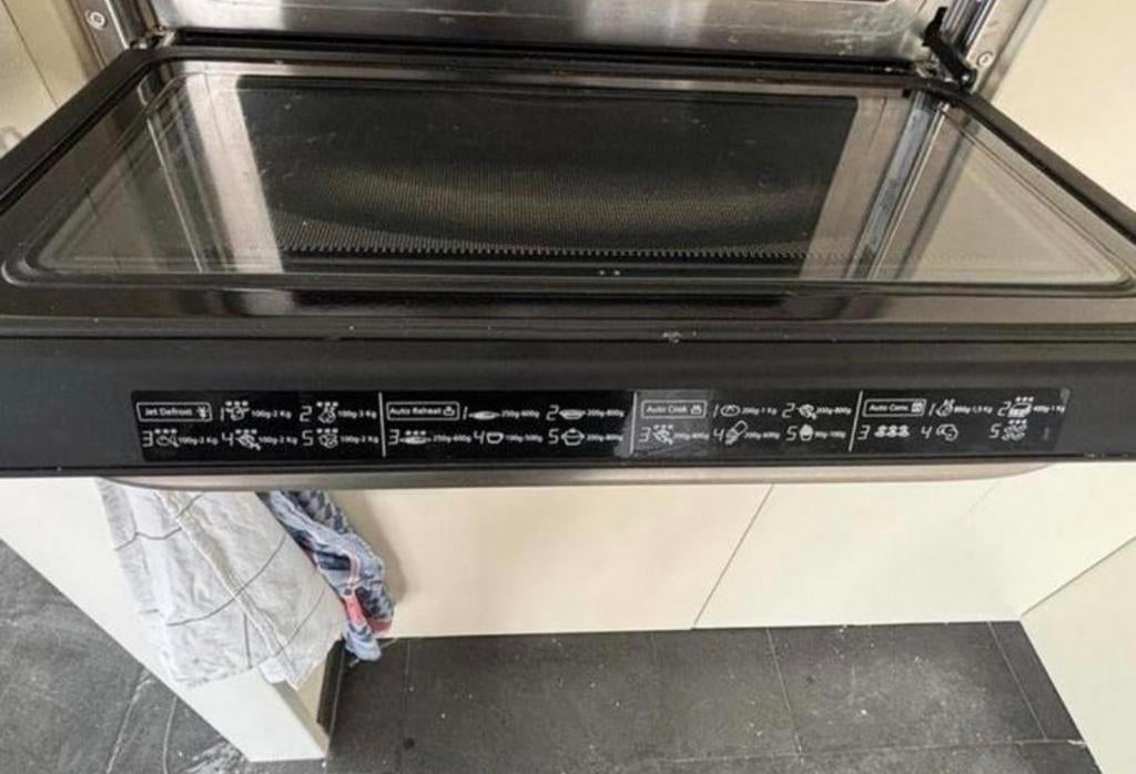 Whirlpool combi oven, Witgoed en Apparatuur, Magnetrons, Gebruikt, Inbouw, Combimagnetron, 60 cm of meer, Grill, Draaiplateau