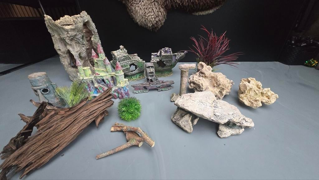 Complete set aquarium decoratie, met stenen, kweekbak, meer!, Dieren en Toebehoren, Vissen | Aquaria en Toebehoren, Ophalen of Verzenden