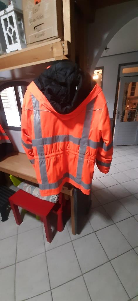 doorwerkjas (veiligheidsjas), Ophalen, Zo goed als nieuw, Jas