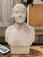 Kalkstenen beeld borstbeeld tweezijdig met gezichten, Ophalen