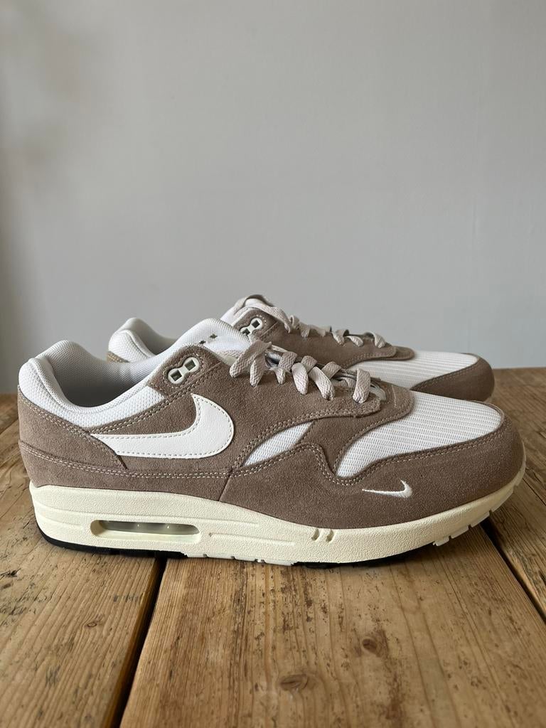 Nike Air Max 1 Hangul Day maat 46 nieuw, Kleding | Heren, Schoenen, Overige kleuren, Nieuw, Ophalen of Verzenden, Sneakers of Gympen
