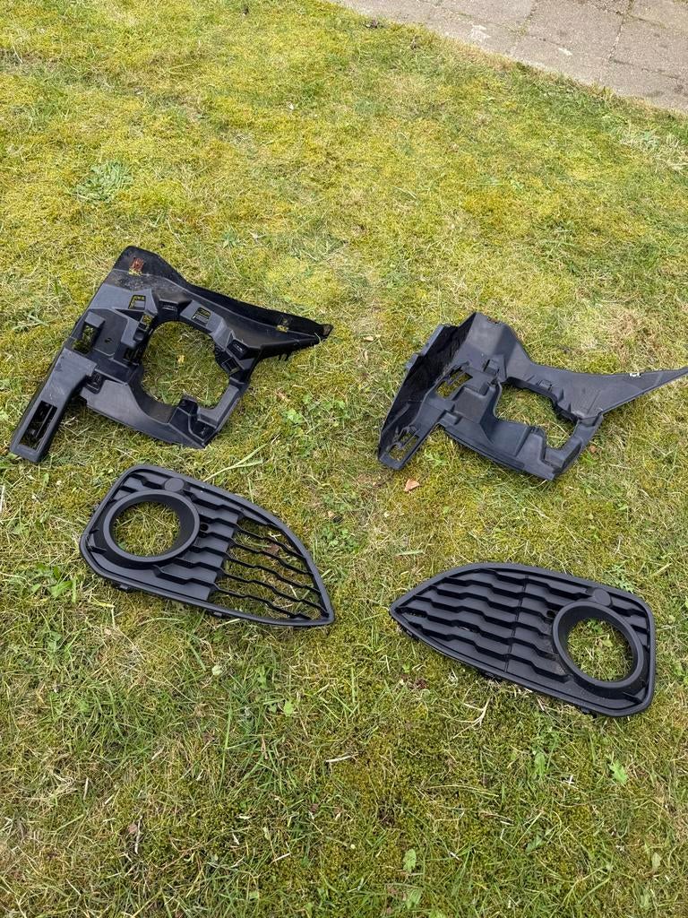 Bmw f20 lci mistlamp houders, Gebruikt, Voor, Ophalen of Verzenden, Bumper