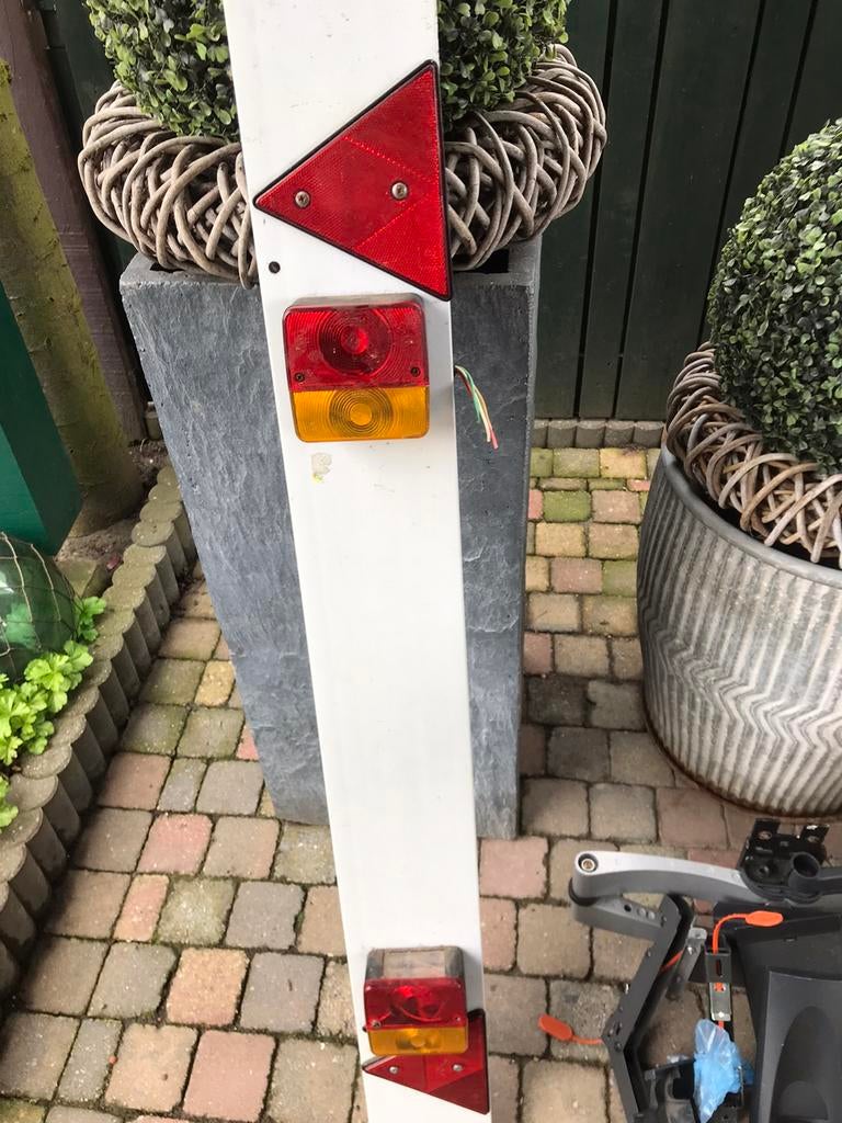 Te koop verlichtingspaal, Auto diversen, Ophalen of Verzenden, Zo goed als nieuw