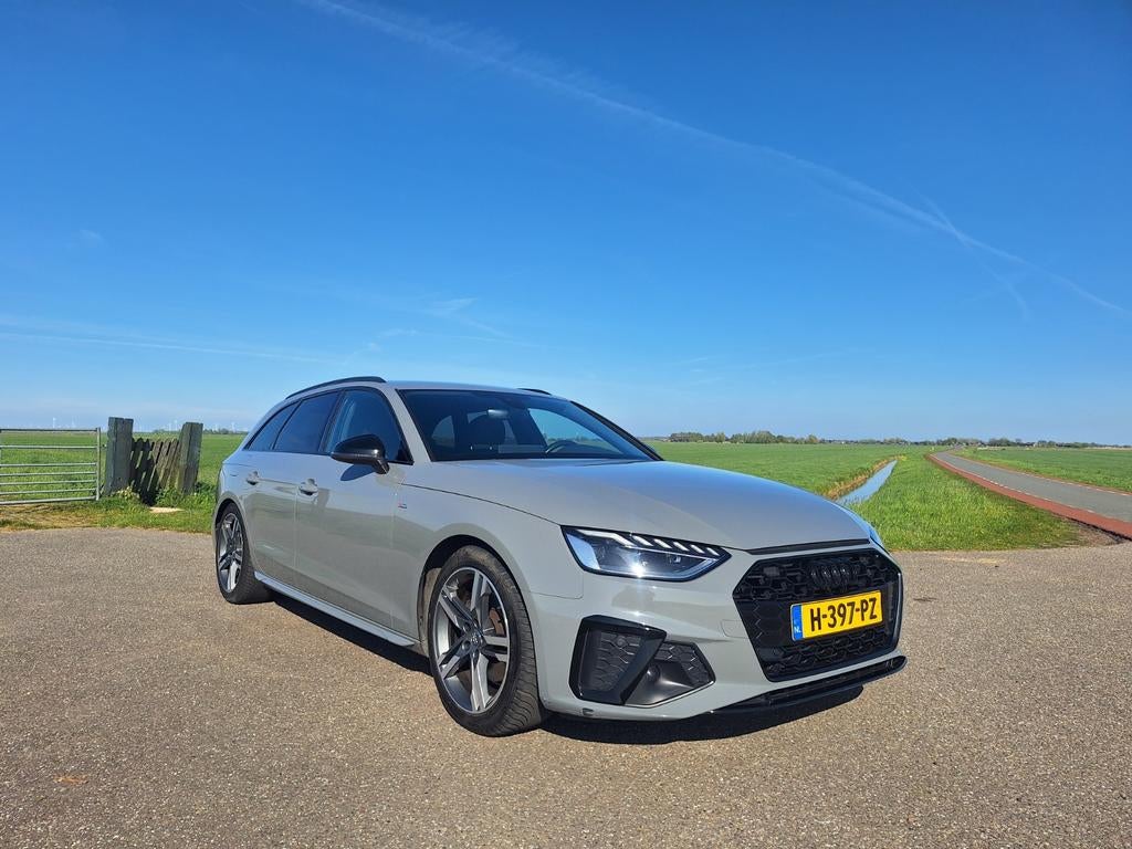 Audi A4 35 Tfsi 150pk S Tronic 2020 Grijs, Auto's, 1984 cc, A4, Stationwagon, Particulier