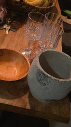Camping wijnglazen, betonlook bloempot & houten bakje, Ophalen, Kunststof, Gebruikt, Rond