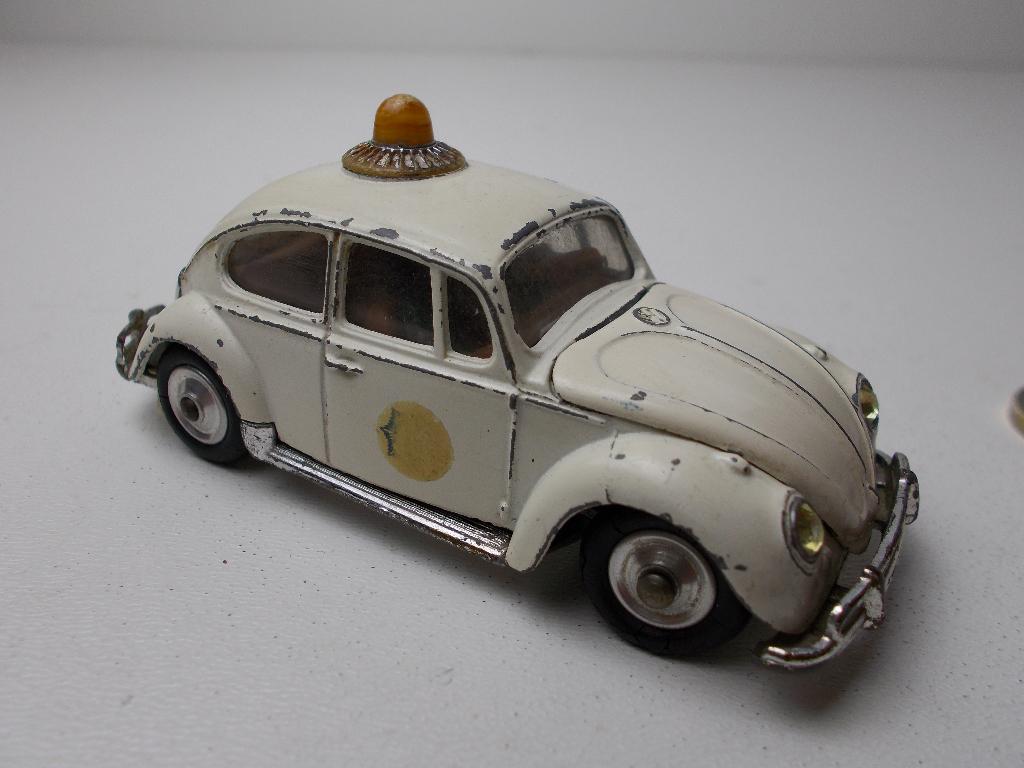 1966 Corgi Toys 492 VOLKSWAGEN 1200 SALOON. (Dutch Export!)