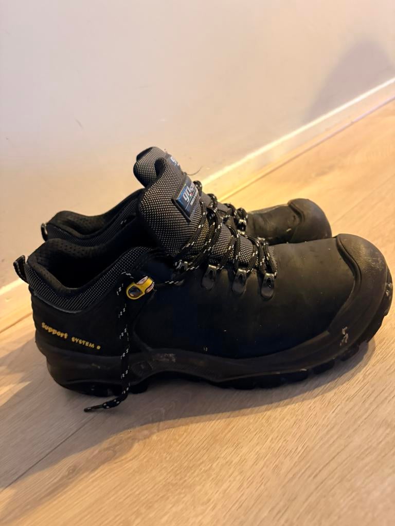 Werkschoenen, Ophalen of Verzenden, Zo goed als nieuw