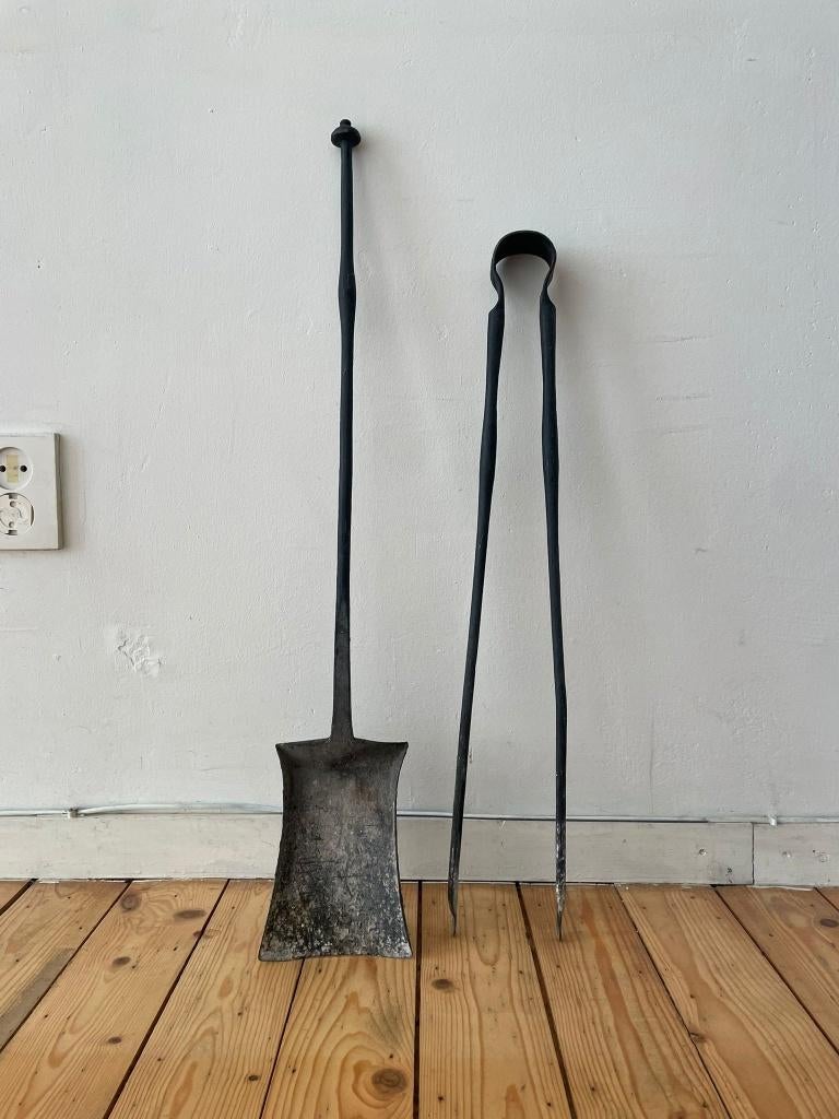 Haardset smeedijzer – schep en tang, Ophalen, Gebruikt, Hout, Overige soorten