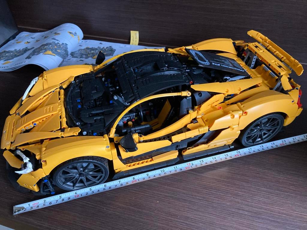 Grote gele McLaren P1 auto - 55cm - 3893 bouwsteentjes !!, Kinderen en Baby's, Speelgoed | Duplo en Lego, Ophalen, Zo goed als nieuw