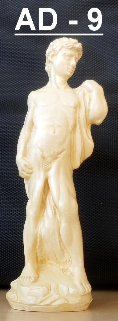 ad-9 Beeldje van Gips van Adonis ( cremekleurig gelakt ), Ophalen of Verzenden, Zo goed als nieuw